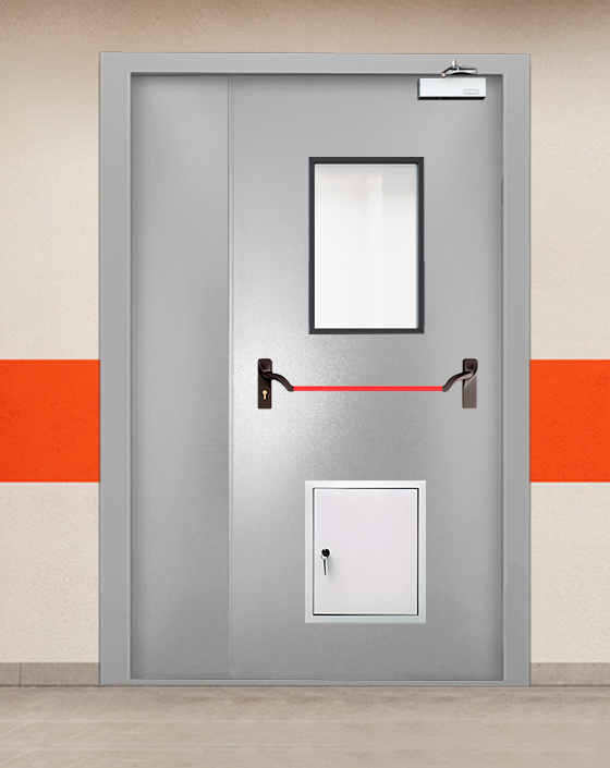 Противопожарная полуторная серая дверь порошковым напылением EI-90 с ручкой антипаника, прямоугольным окном, стыковочным узлом