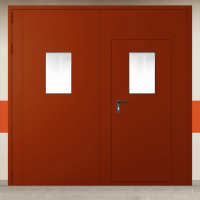 Ворота металлические двустворчатые красные с дверью и двумя окнами